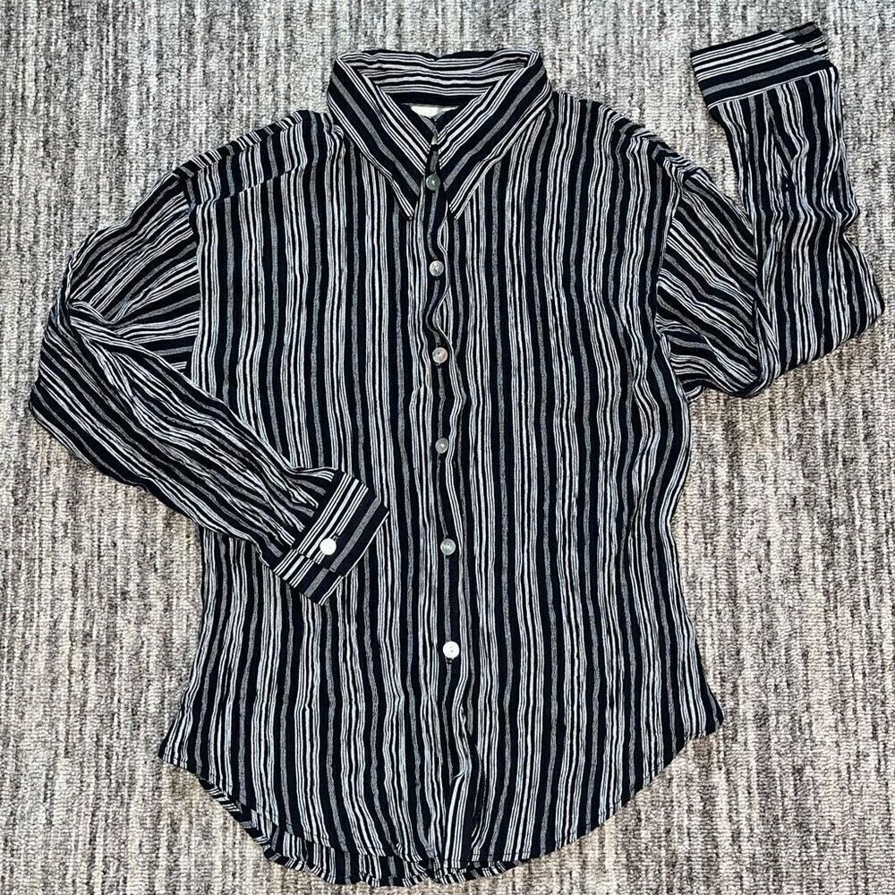 Carry Back Petite Women’s‎ Sz 12 Crinkle Button Down Shirt Black Striped VTG USA